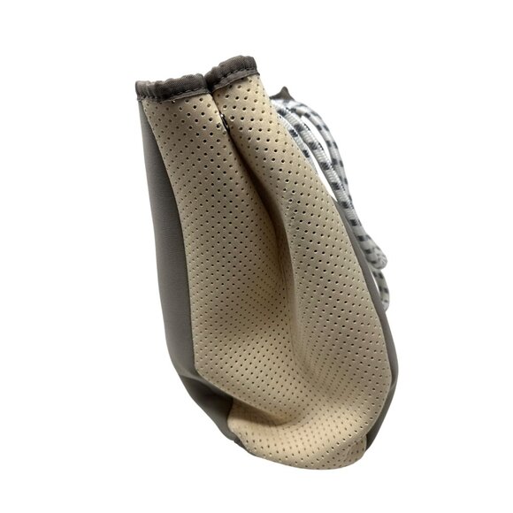 Jen & Co Neoprene Tote Bag With Leopard & Stripe Design - Picture 3 of 13